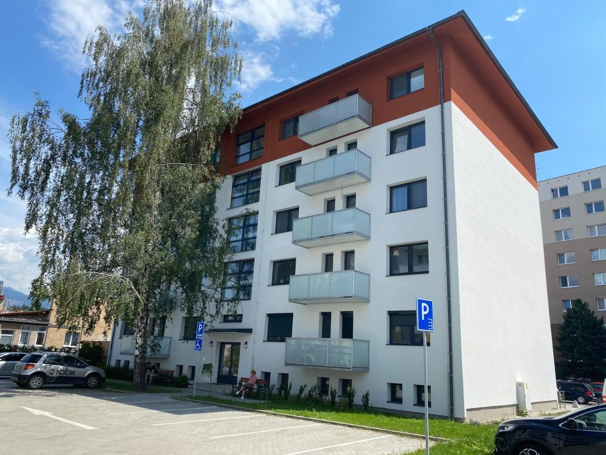 Flexihome Sk - Bellova - Brand New - Neftflix - Private Parking Liptovský Mikuláš Exteriör bild